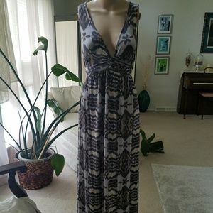 DKNY maxi dress in grey just tribal print